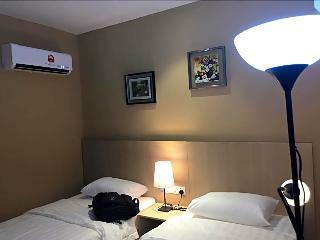 Hotel 91 Street Boutique Inn