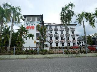 Oyo 749 Bukit Bendera Resort