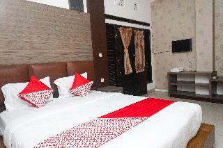 Hotel Oyo 681 Wisma Family Raya