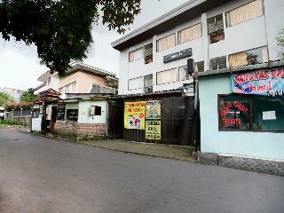 Hotel Oyo Life 2050 D'cinnamons Residence