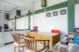 Oyo Life 2354 Rose House