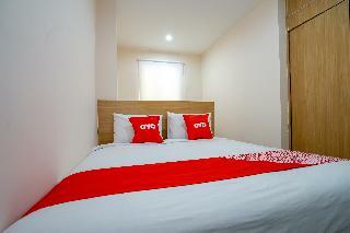 Oyo 1574 U_xpress Hotel