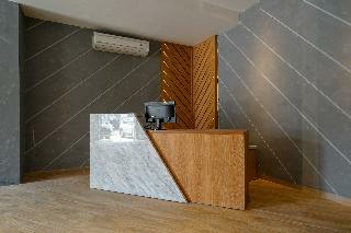 Oyo 1574 U_xpress Hotel