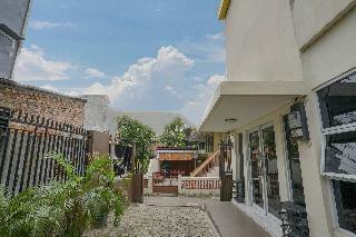 Hotel Oyo 2246 Kost 97