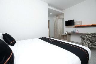 Hotel Oyo 2298 Jebres House