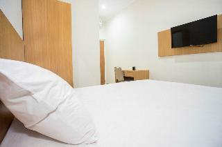 Hotel Oyo 2348 Omah Lasaro Exclusive