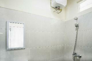 Hotel Oyo 2348 Omah Lasaro Exclusive