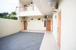 Hotel Oyo 2348 Omah Lasaro Exclusive
