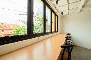 Hotel Oyo Life 2374 Alika Syariah