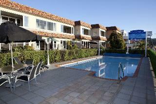 Hotel Admiralty Lodge