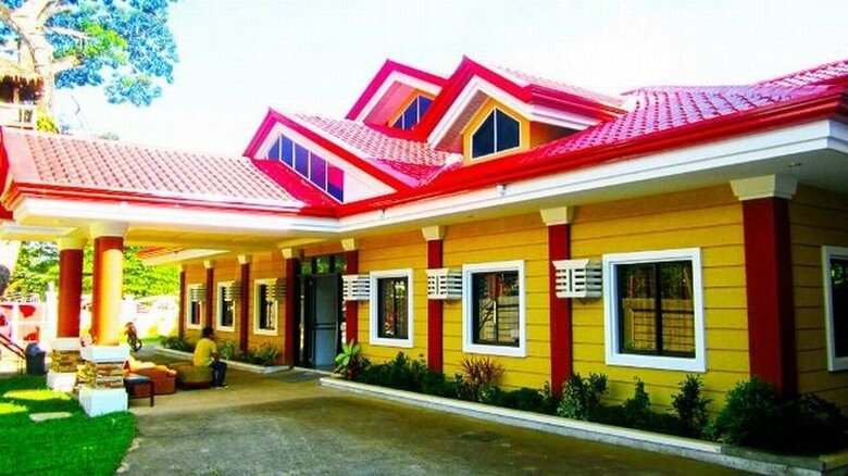 Hotel Cecilia's Inn
