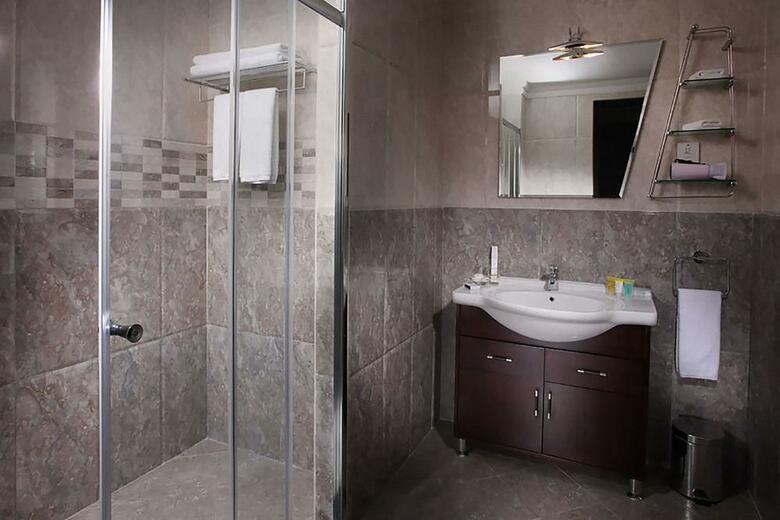 Hotel Ezdan Residences West Bay