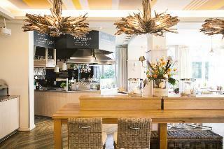 Vier Jahreszeiten K�hlungsborn - Hotel