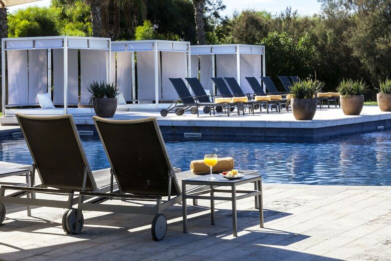 AC Hotel Gav� Mar By Marriott