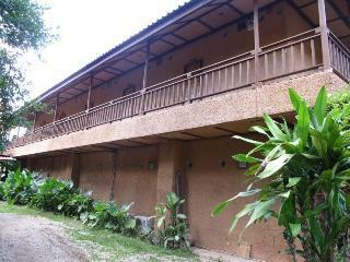 Lodge Akha River House