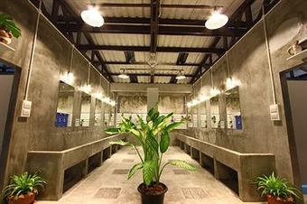 Pak-up Hostel