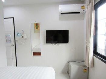 Sleep Whale Hotel