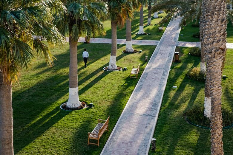 Hotel Sealine Beach. A Murwab Resort
