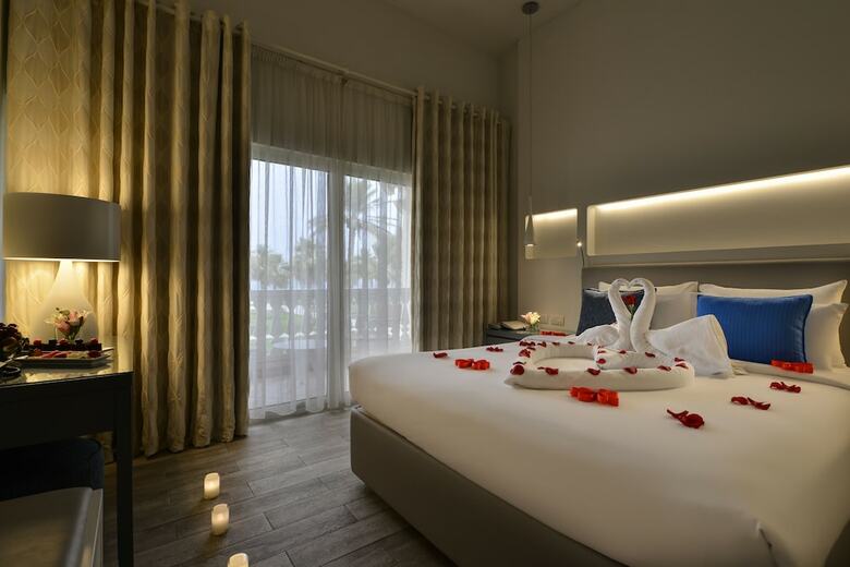 Hotel Sealine Beach. A Murwab Resort