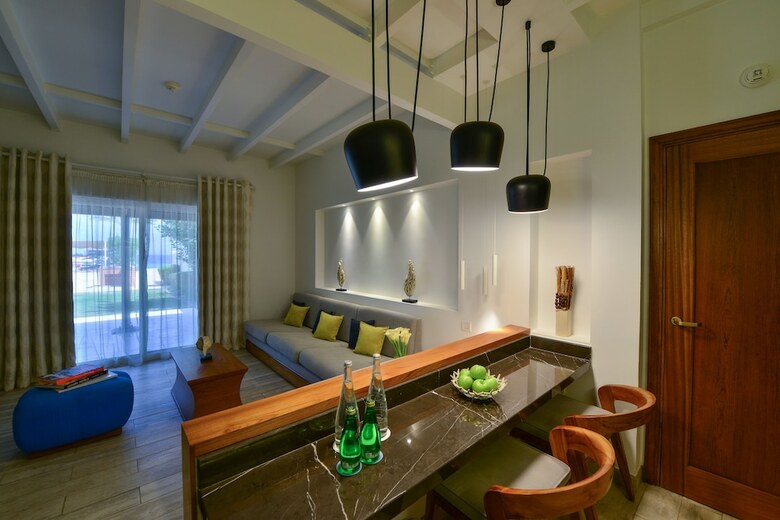 Hotel Sealine Beach. A Murwab Resort
