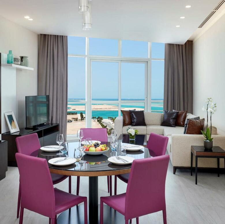 Hotel Staybridge Suites Doha Lusail