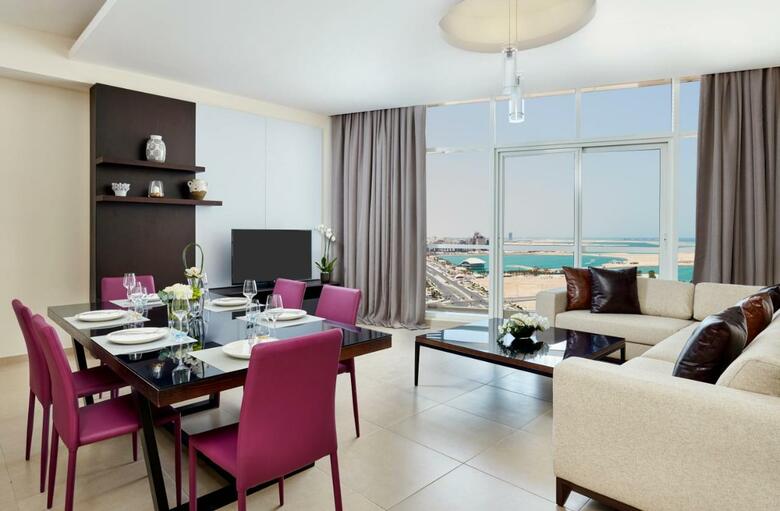 Hotel Staybridge Suites Doha Lusail