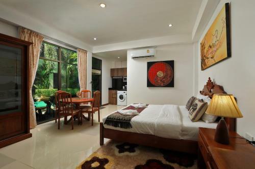 Palm Oasis Boutique Hotel