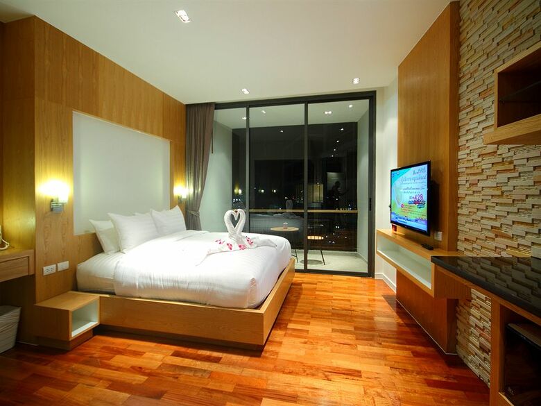 Hotel Kamala Resort And Spa