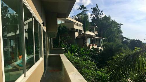 Hotel Grand Bleu Ocean View Pool Suite