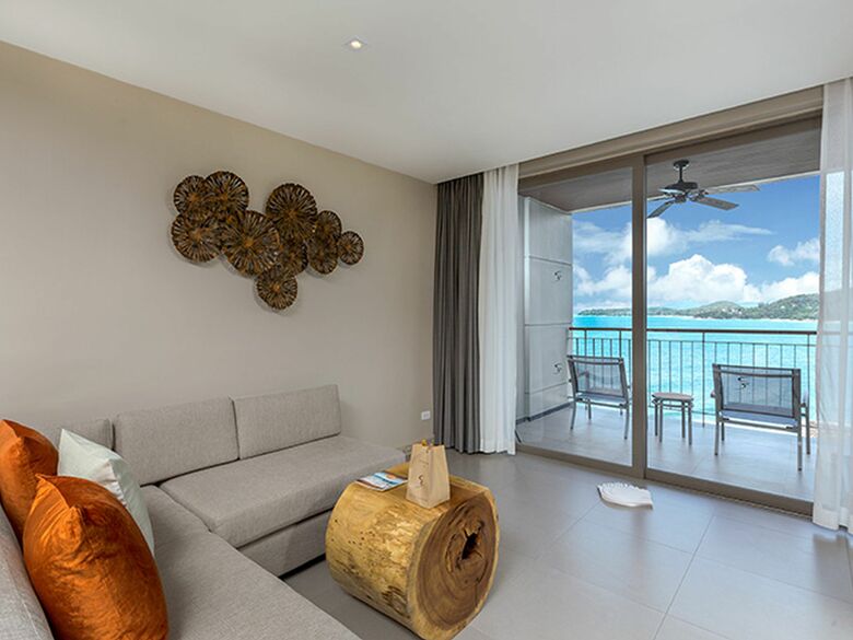 Cape Sienna Hotel & Villas