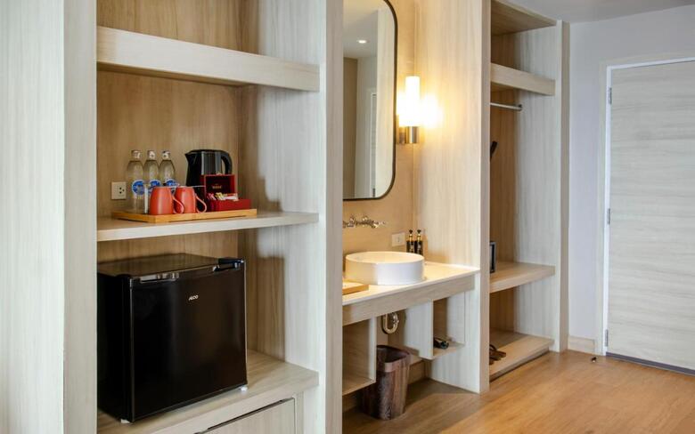 Hotel Aquamarine Resort & Villa