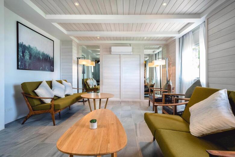 Hotel Aquamarine Resort & Villa