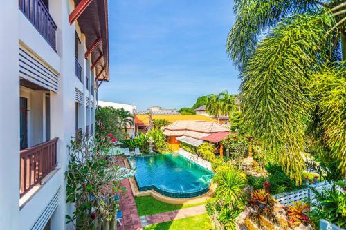 Hotel Monaburi Boutique Resort