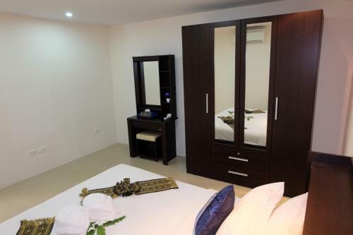 Apartamentos Rawai Seaview Condominium Phuket