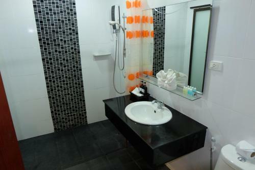 Apartamentos Rawai Seaview Condominium Phuket