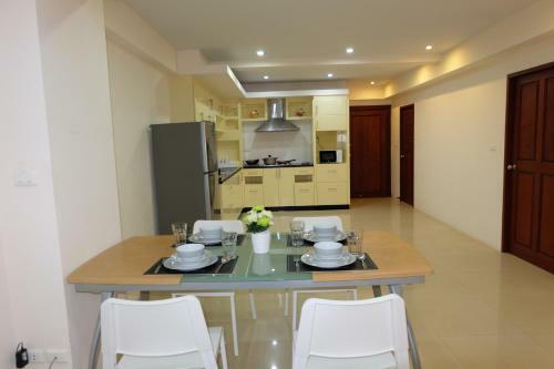 Apartamentos Rawai Seaview Condominium Phuket