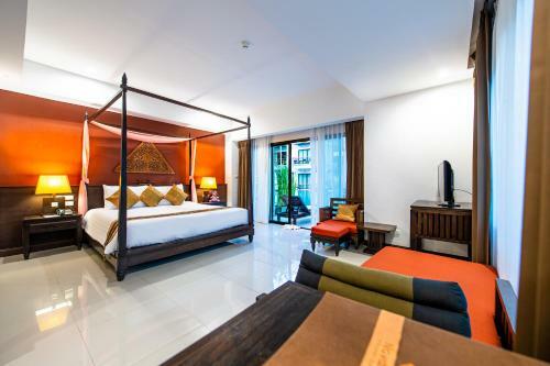 Hotel Navatara Phuket Resort
