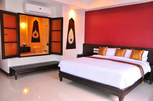 Hotel Navatara Phuket Resort