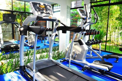 Hotel Navatara Phuket Resort