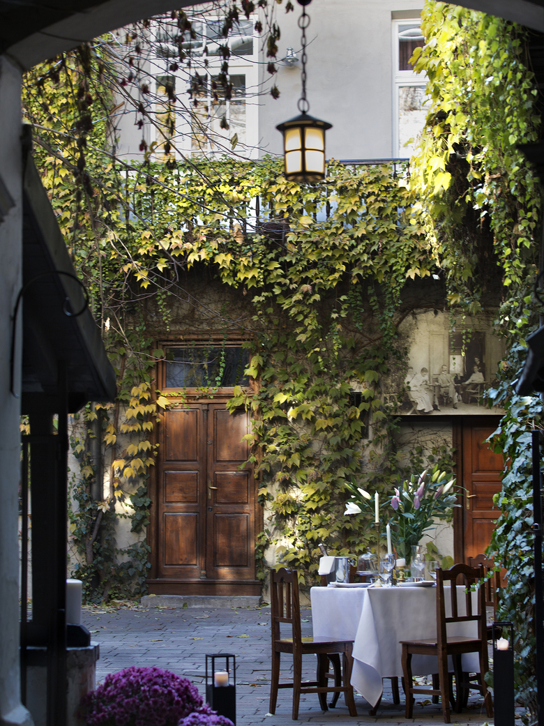 Antique Apartments Old Town