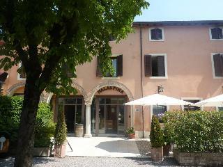 Hotel Albergo Corte Malaspina