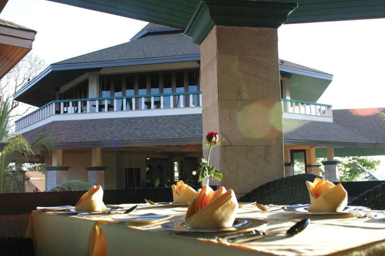 Hotel Mangosteen Resort And Ayurveda Spa