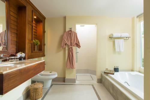 Hotel Nora Beach Resort & Spa