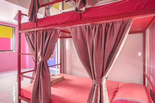 I Hostel Phuket