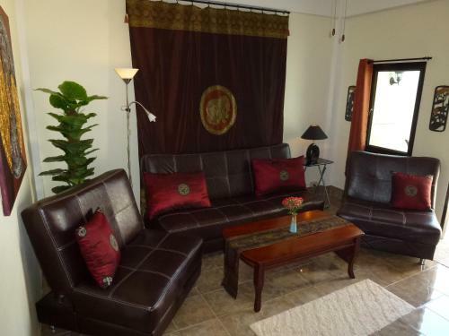 Hostal Bellmans Restaurant & Guesthouse