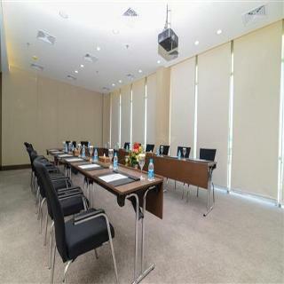 Golden Tulip Dammam Corniche Hotel