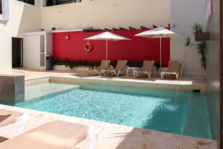 Aspira Hotel & Beach Club