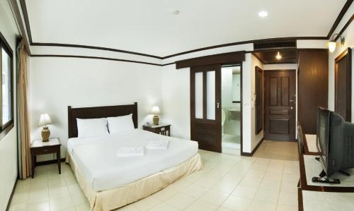 Hotel Rattana Mansion