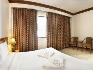 Hotel Rattana Mansion