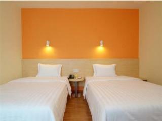 Hotel 7 Days Inn Harbin Xinyang Road Branch